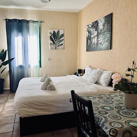 Cozy Apartments Mc Queen Атина Екстериор снимка