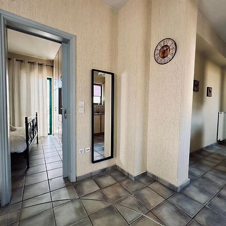 Cozy Apartments Mc Queen Атина Екстериор снимка