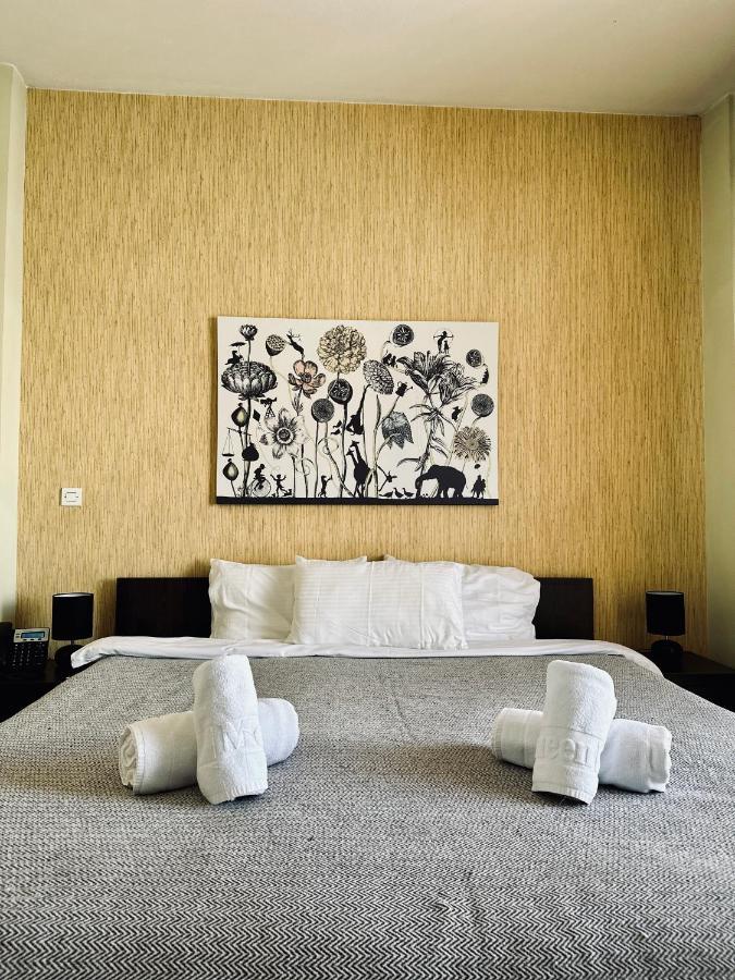 Cozy Apartments Mc Queen Атина Екстериор снимка