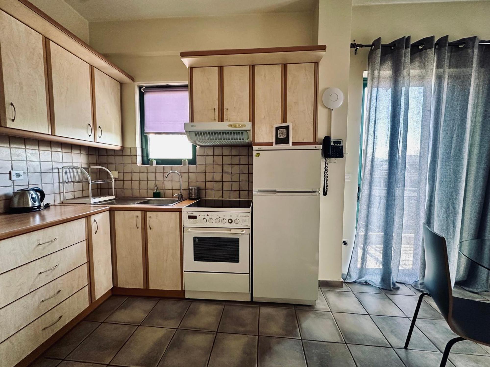 Cozy Apartments Mc Queen Атина Екстериор снимка