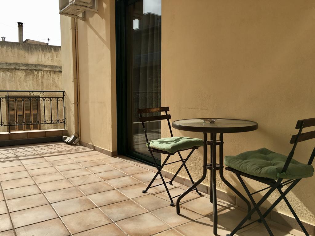 Cozy Apartments Mc Queen Атина Екстериор снимка
